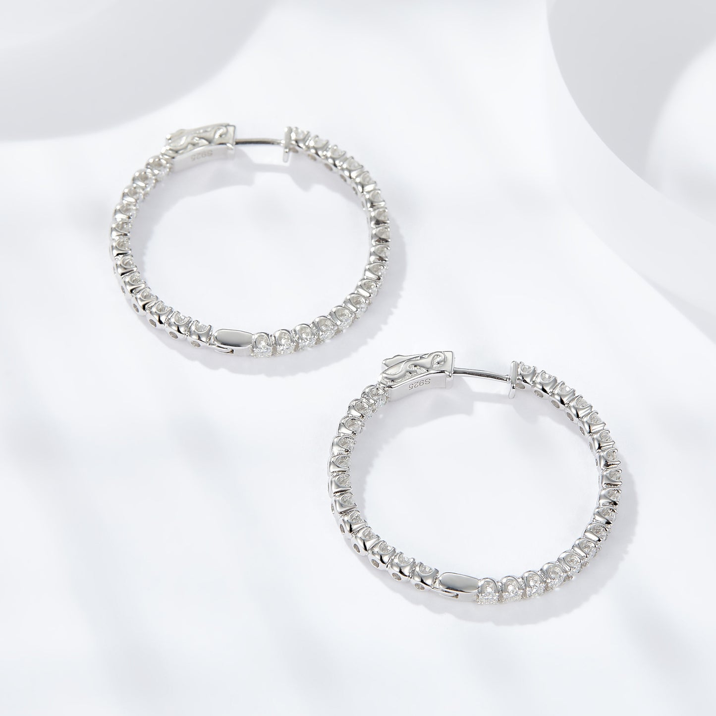 New European and American hoop earrings S925 sterling silver stud earrings for women high-end moissanite earrings
